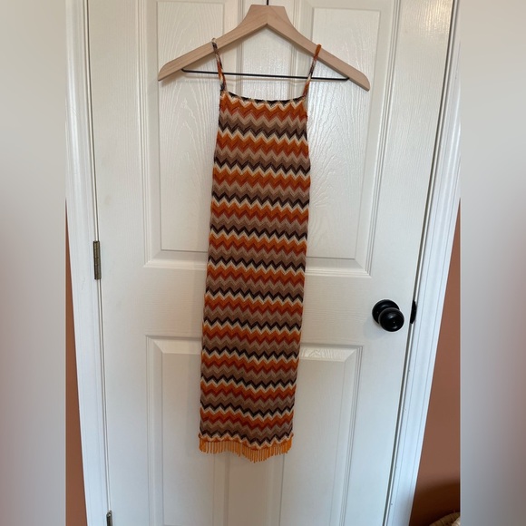 House of Harlow 1960 X Revolve Missy Dress in Rusty Chevron - Picture 2 of 6